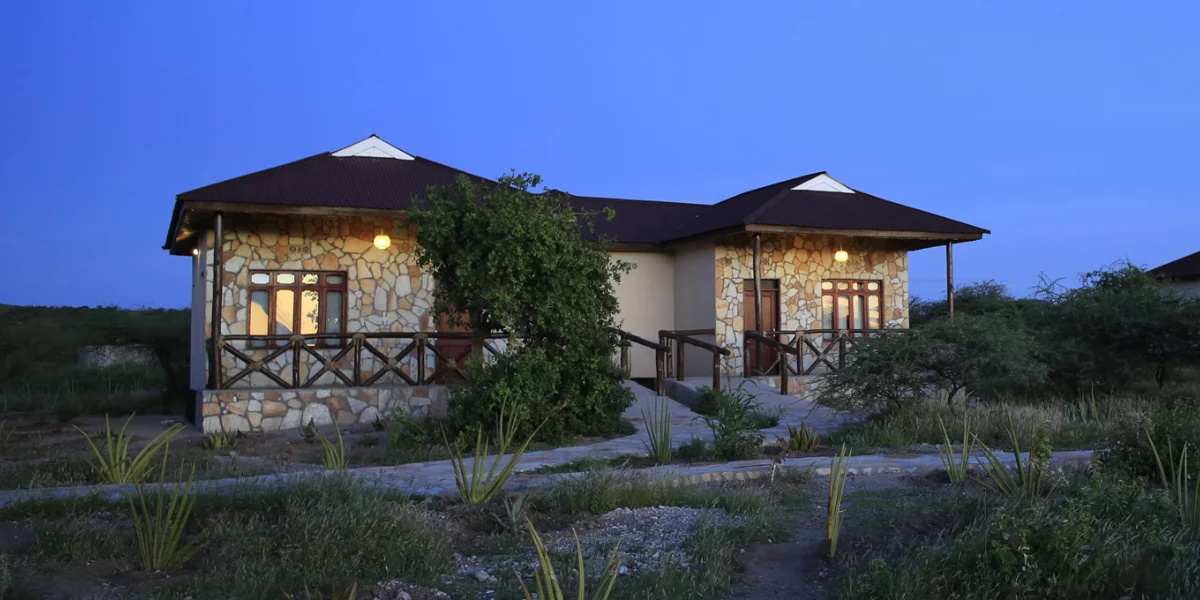 10-days-midrange-lodge-safari-going-to-lake-manyara-serengeti-national-park-ngorongoro-crater-lake-eyasi-and-tarangire-national-park7 10-days-midrange-lodge-safari-going-to-lake-manyara-serengeti-national-park-ngorongoro-crater-lake-eyasi-and-tarangire-national-park7