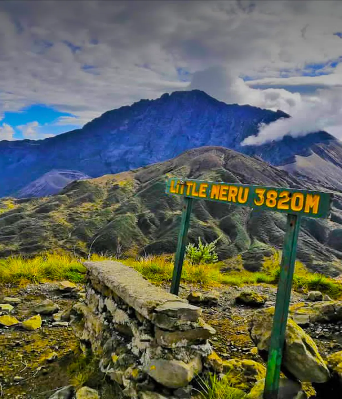 Meriakamba Saddle Hut Little Meru