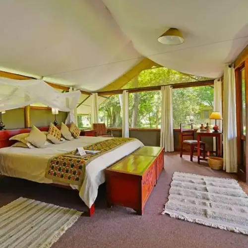 9-day-uganda-luxury-safari1